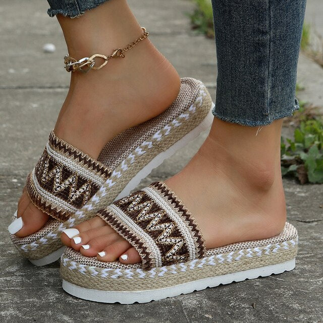 MIA Orthopädische Sandalen aus Böhmen