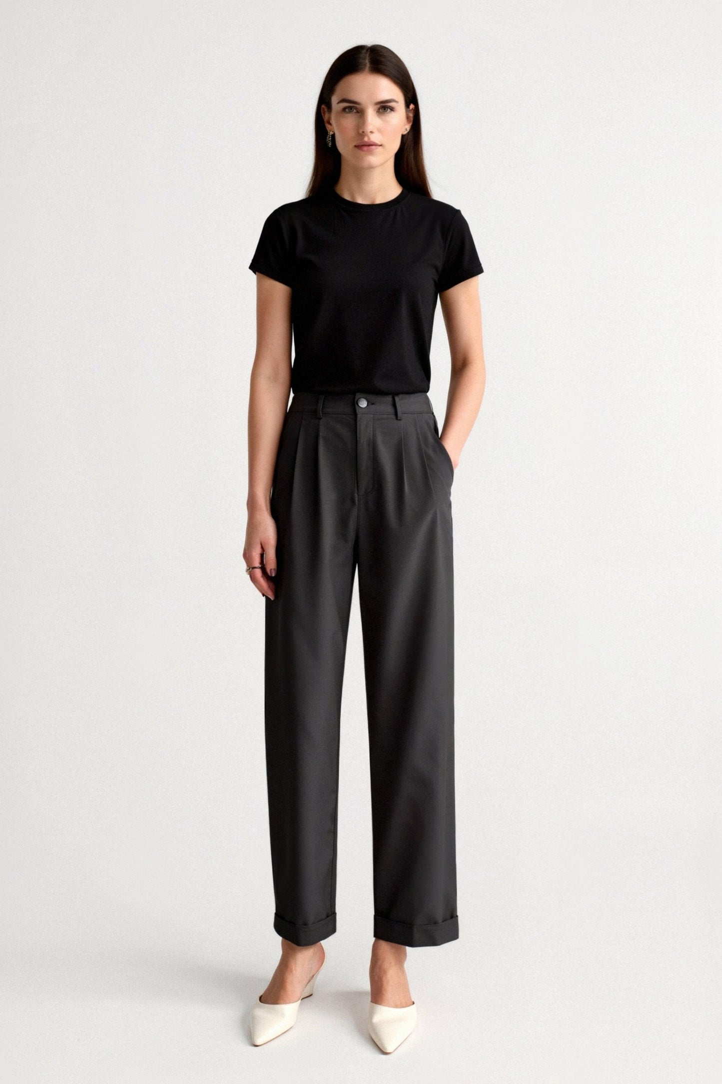 Damenhose Slim Fit mit Bundfalten und Umschlag