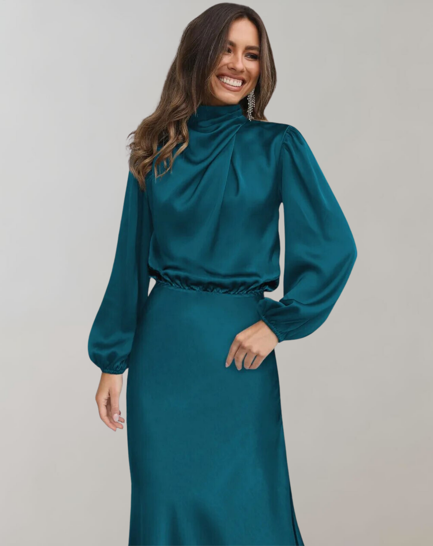 Elegantes Frauenkleid Satin Langärmlig Hochgeschlossen