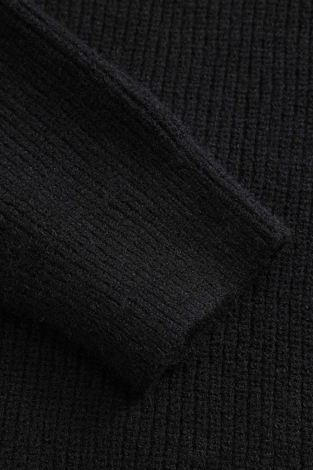 Strick-Cardigan Schwarz mit Denim-Patches Frauen