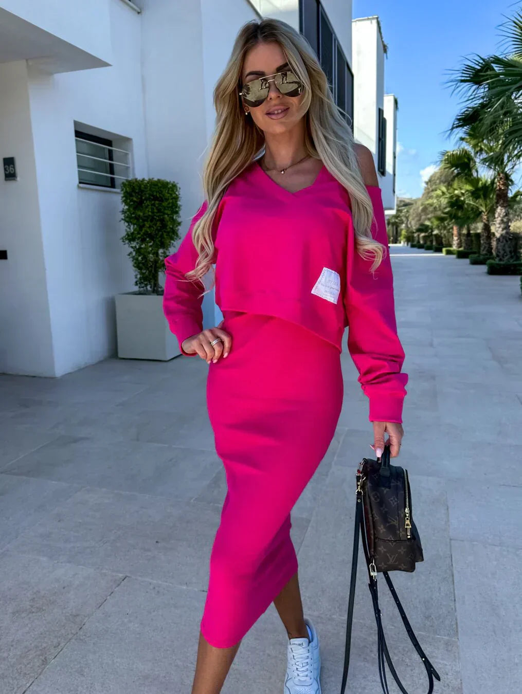 Trendiges Frauenkleid Elegant Kurz Berlin Style