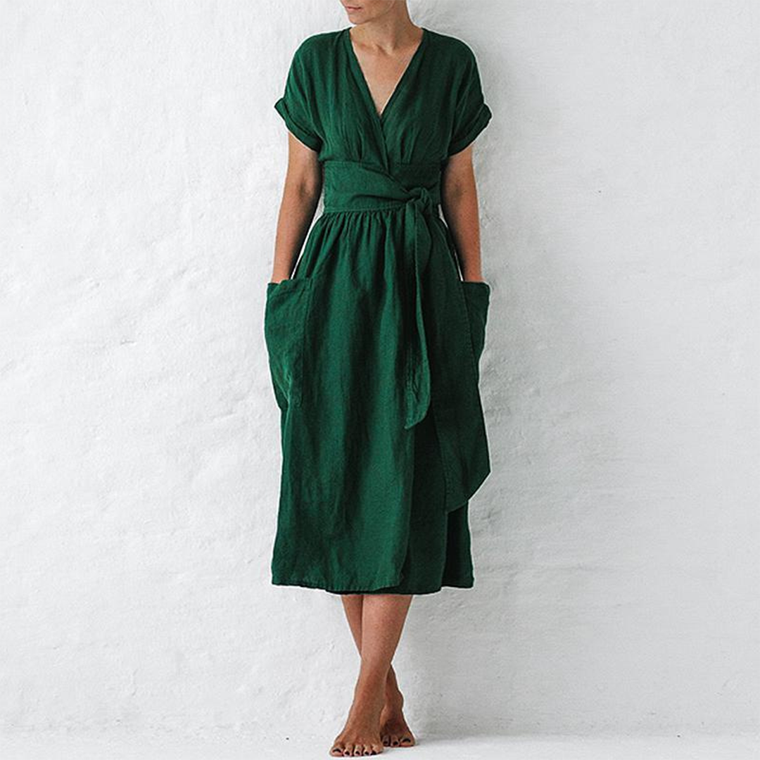 BerlinGlamour rotes Midikleid mit V-Ausschnitt