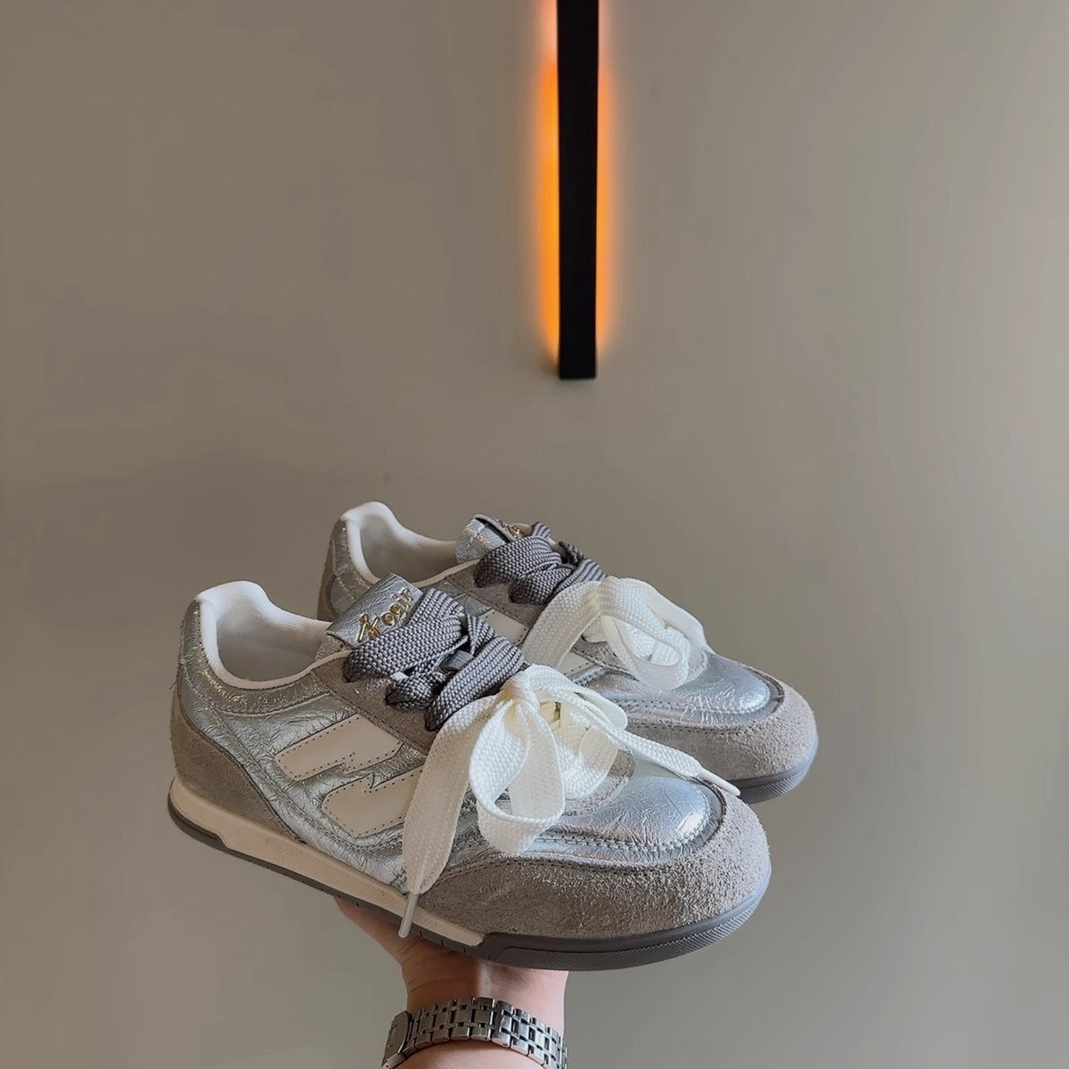 Damen Sneaker Sportlich Auffällig Band Mode Schuhe