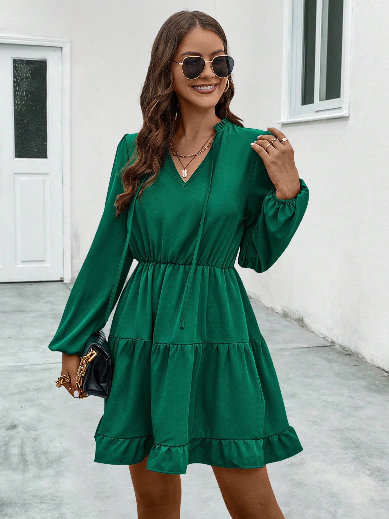 Damenkleid V-Ausschnitt Rüschendetails Elastisch