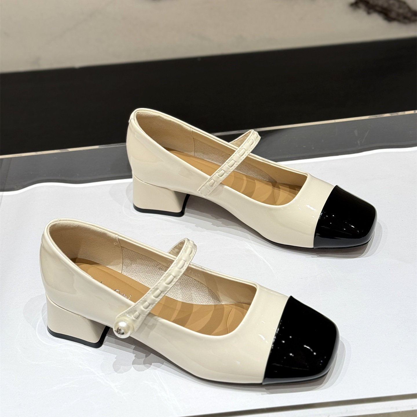 Damen Schuhe Mary Janes Elegante Riemen Glänzend