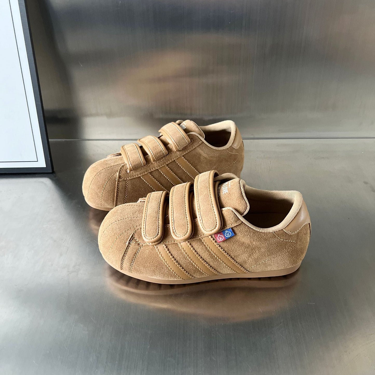 Damen Sneaker Sportlich Wildleder Klettverschluss Schwarz