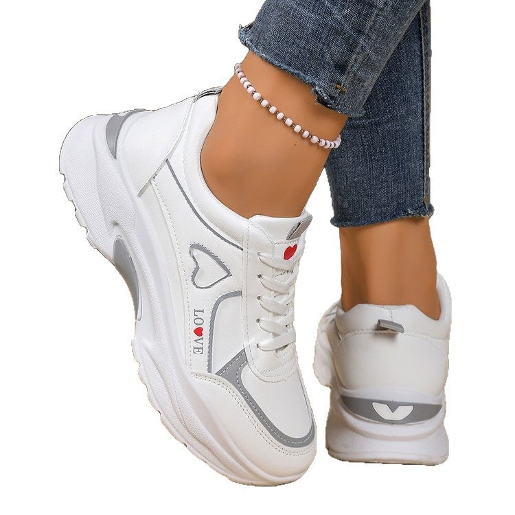Damen Sneaker Sportlich Herz Applikation Trendy