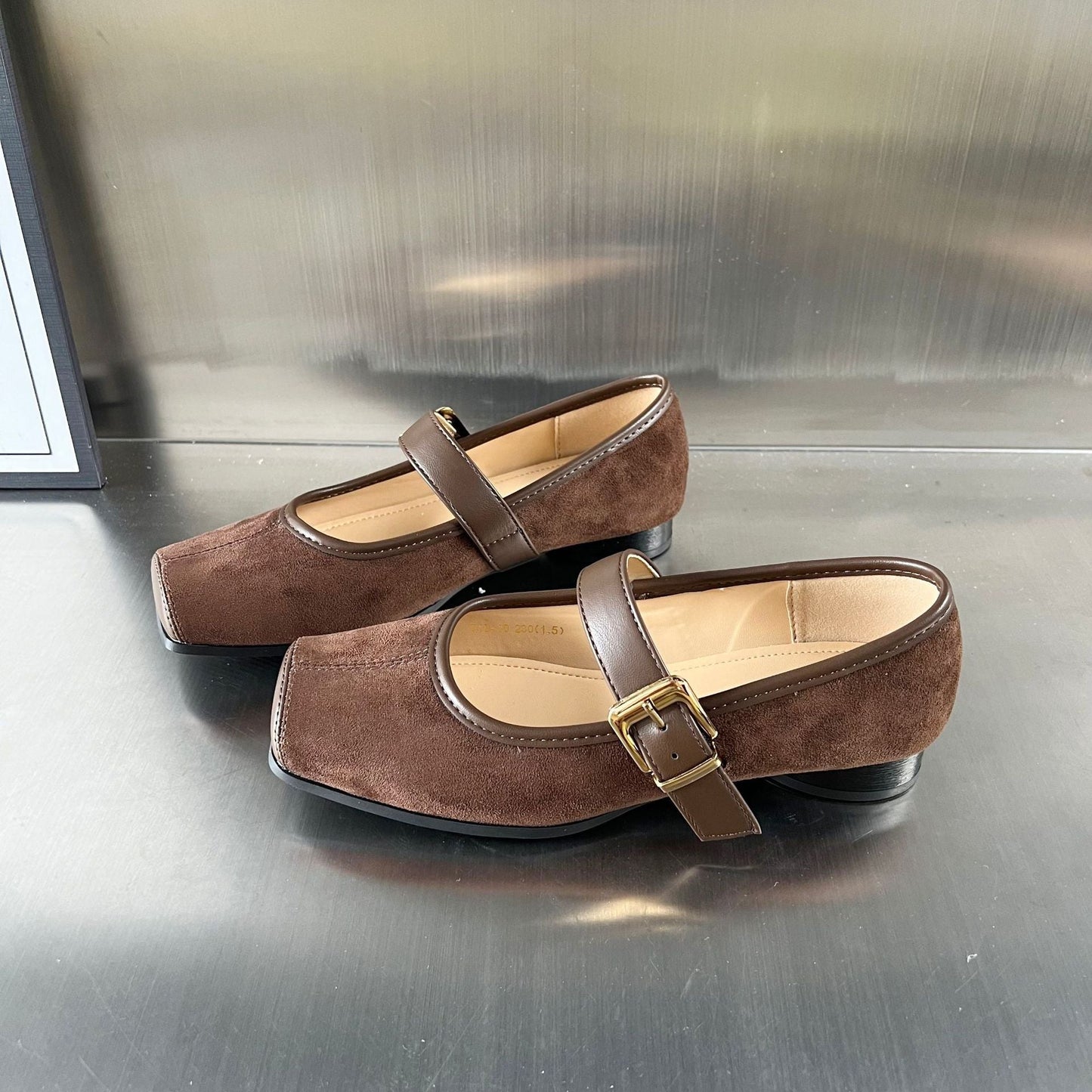 Damen Slipper Elegante Velour Moderne Riemen