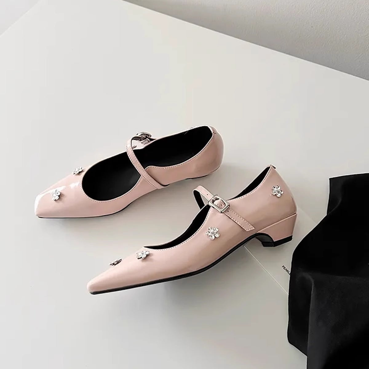 Damen Ballerinas Blumen Dekor Komfort Riemen