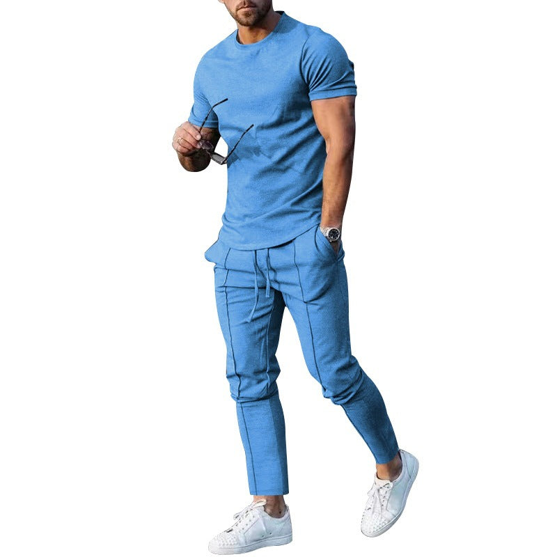Herren Sport Set: Lässiges T-Shirt und Jogginghose Modern