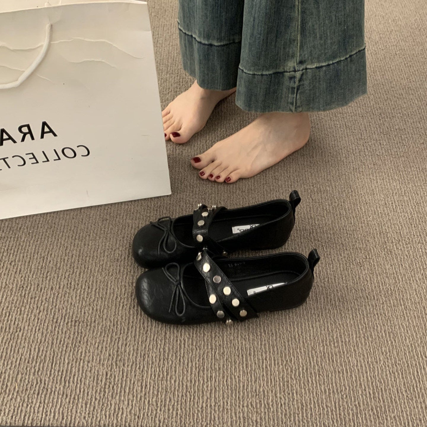 Damen Ballerinas mit Punkten und Schnalle Modern