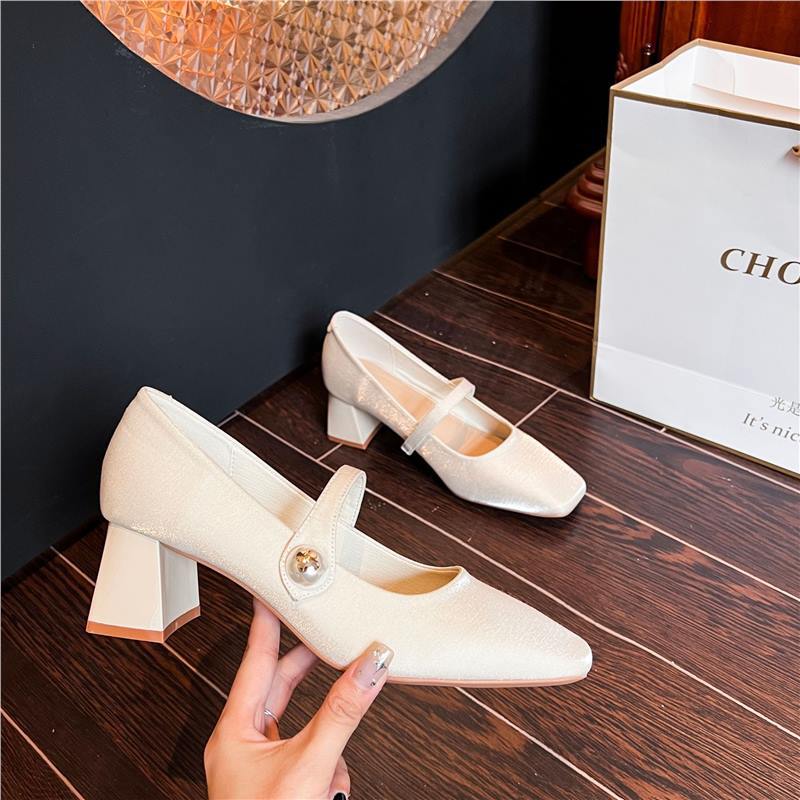 Damen Pumps mit Riemenverschluss und Strasssteinen Elegant