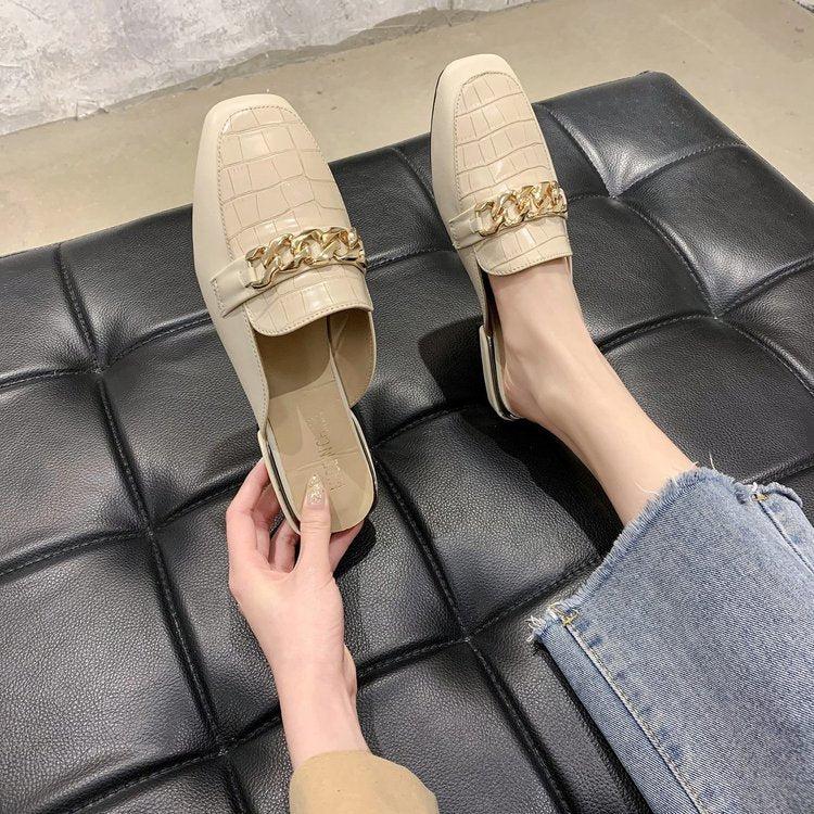Elegante Damen Slingback Schuhe mit Ketten Detail