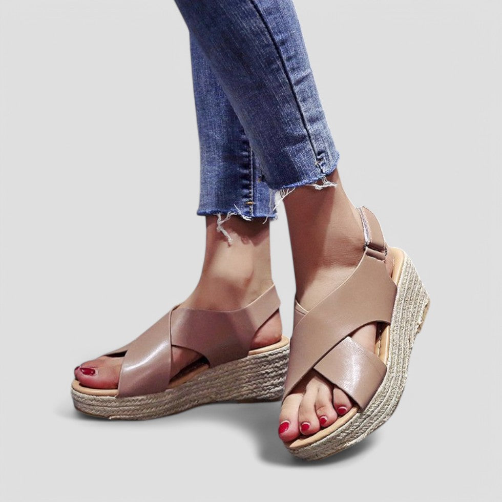 Orthopädische Keilsandalen mit stylischem Kreuzriemen 6