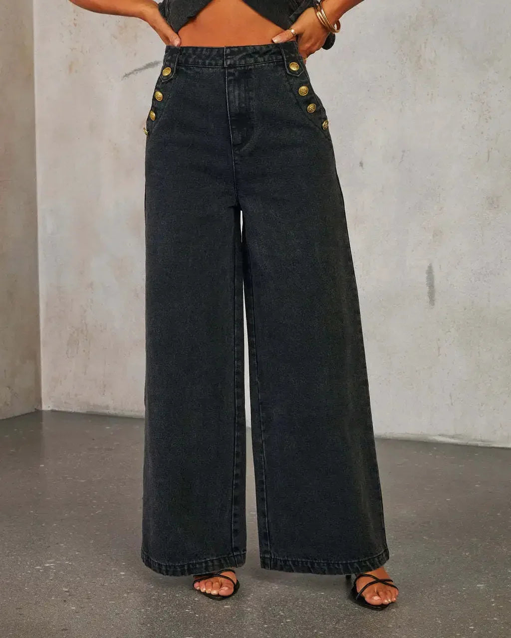 Modisches Denim-Zweiteiler-Set mit Weste und Weitbein-Jeans