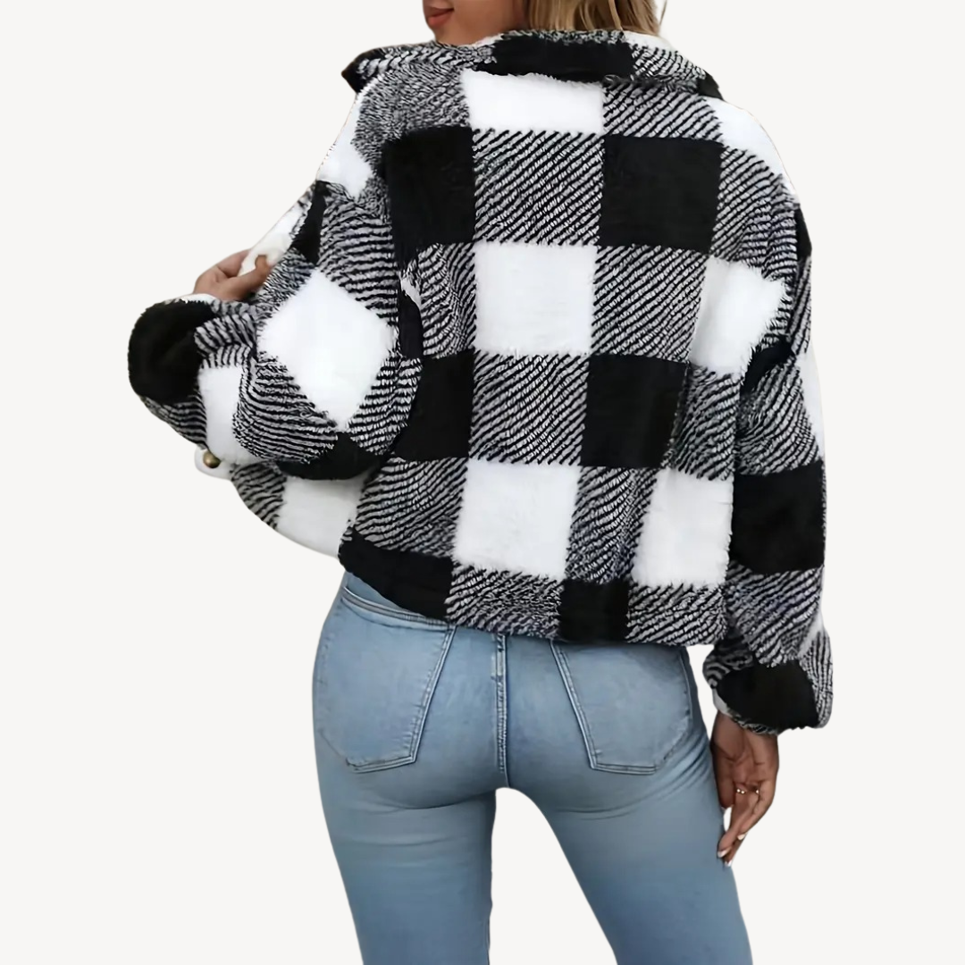 VogeLuxe | Karierte, warme Plüschjacke für Damen 2