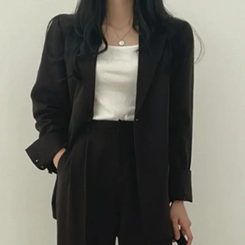 Athena | Einfarbiges Blazer- und gerade geschnittenes Hosen-Set für Damen Zendoo.de