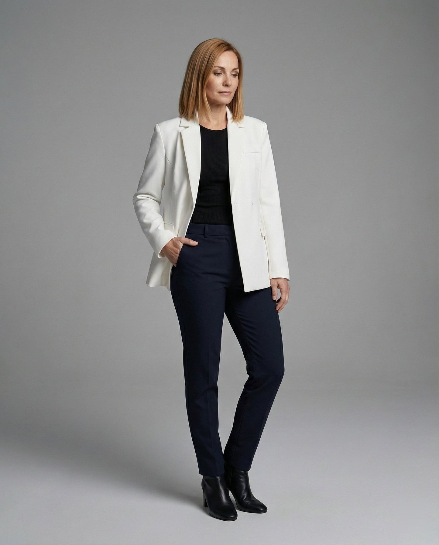 Elegante Damen Blazerjacke Asymmetrisch Modern