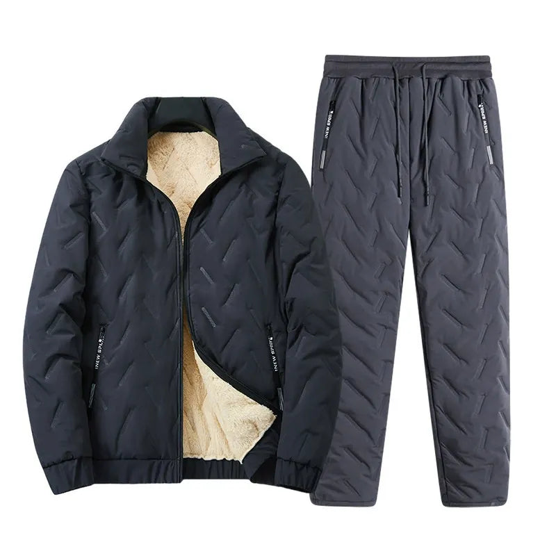 Lässige Hosen mit Fleece-Futter und Stepnähten