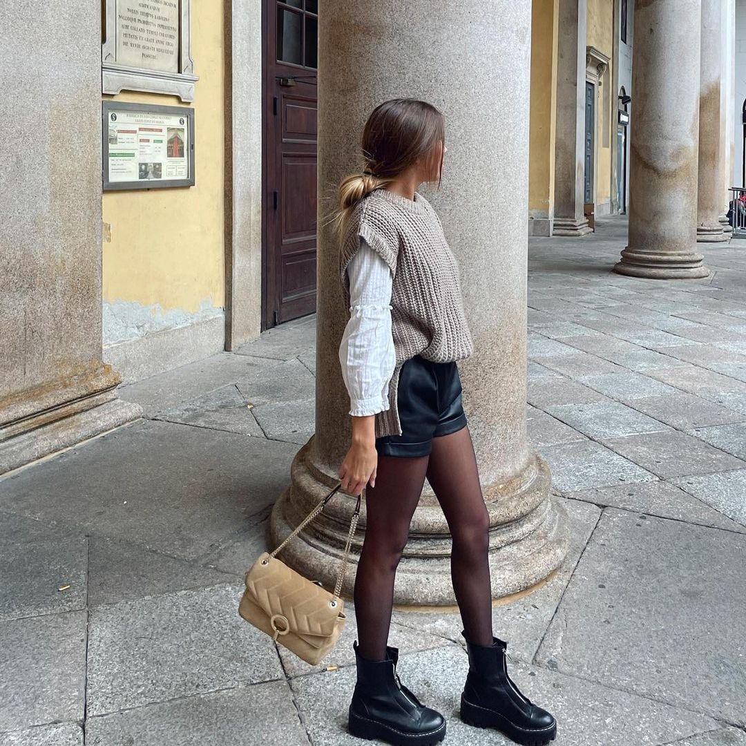 Damen Shorts Kunstleder Elegant Schmal