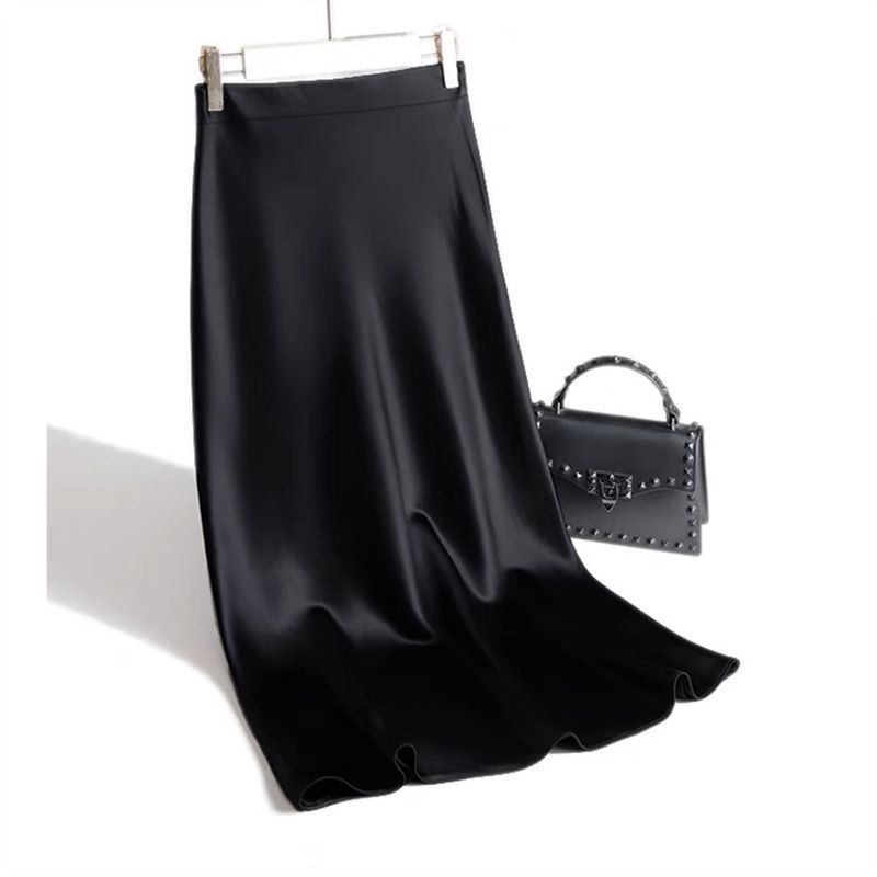 A-line Satin Skirt by BerlinGlamour