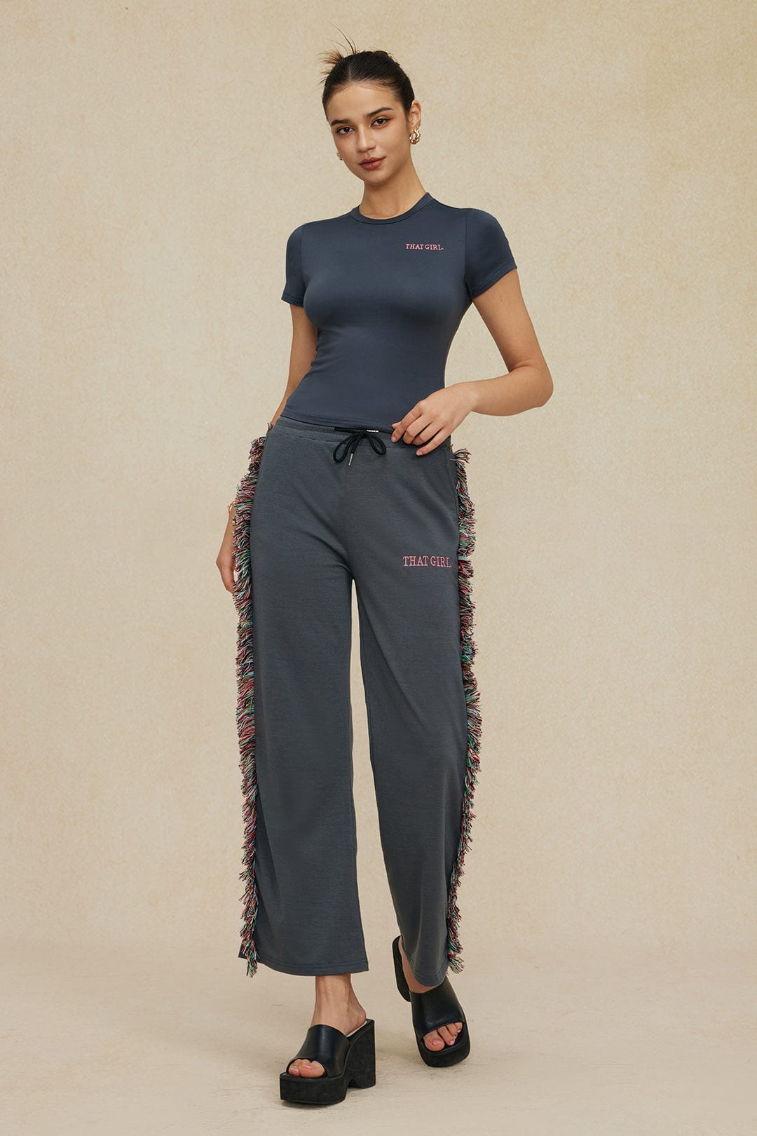 Jade Freizeit-Outfit mit Fransen-Design