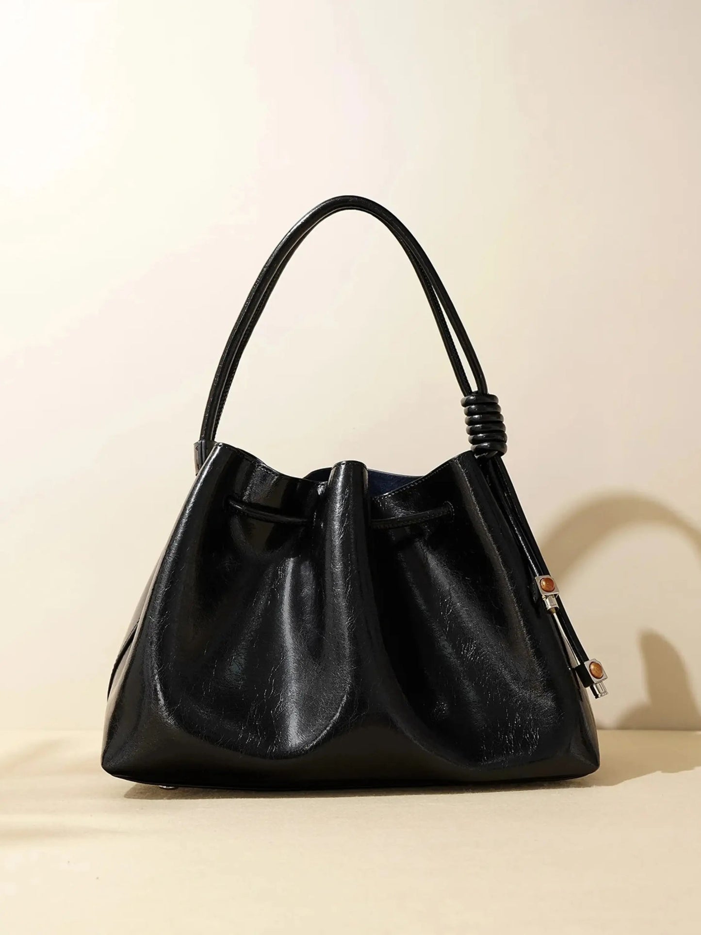 Elegante Damenhandtasche Glänzend mit Kordelverschluss