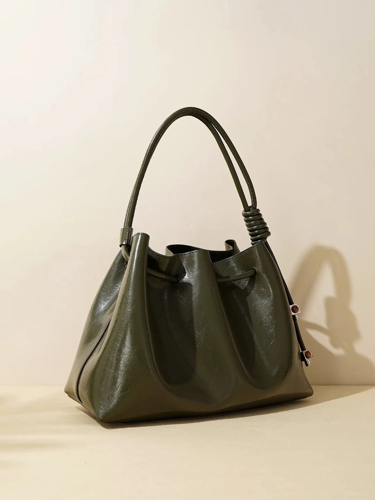 Elegante Damenhandtasche Glänzend mit Kordelverschluss
