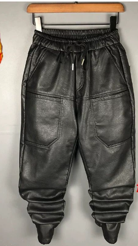 Lederhose Modern Stilvoll Schwarz