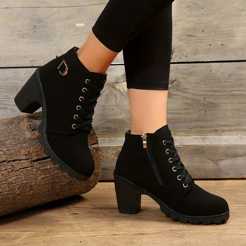 Orthopädisch unterstützte Damenstiefel
