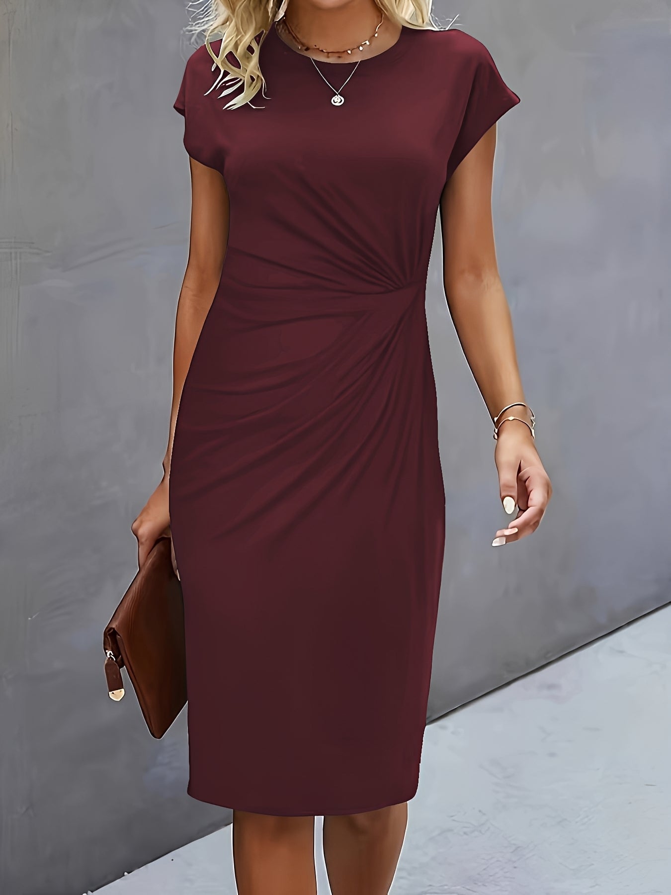 Elegantes Damen Midikleid mit Knotendetail