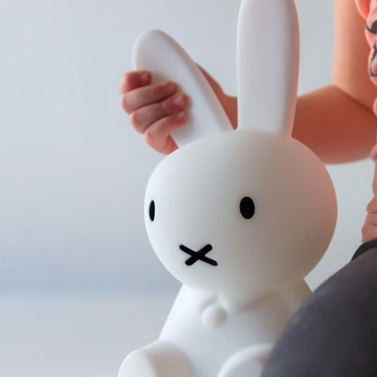 Miffy Kinder Tischlampe modern Glühbirne