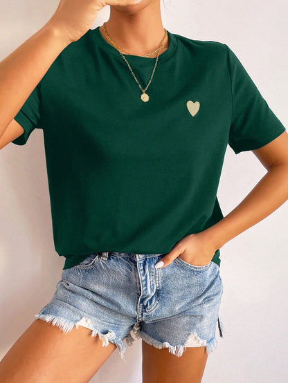 Einfaches Damen T-Shirt mit Herz Dekoration