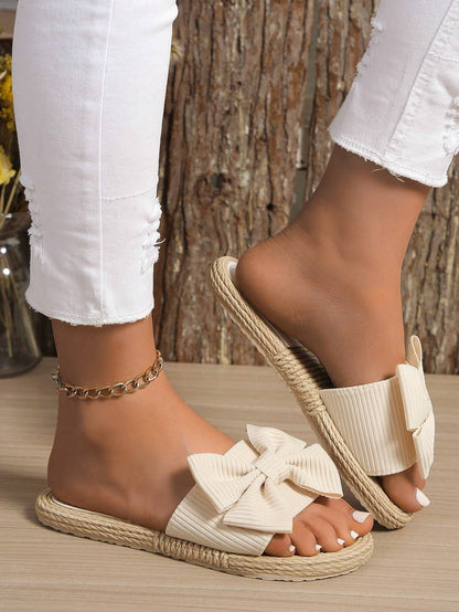 Sommerliche Boho Sandalen mit Schleife Bequem