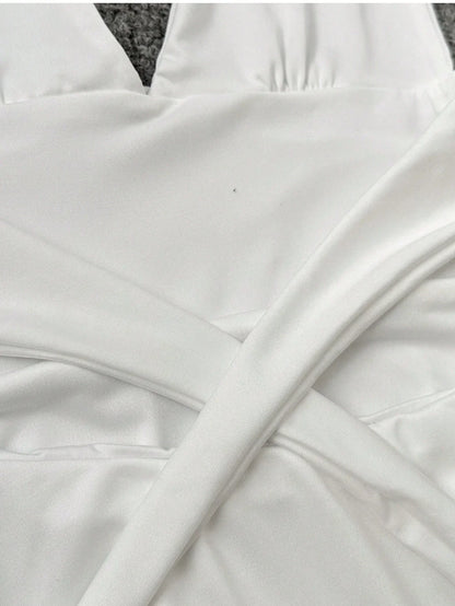 Kleid Minikleid Halterneck Figurbetont feminin