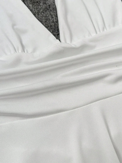 Kleid Minikleid Halterneck Figurbetont feminin