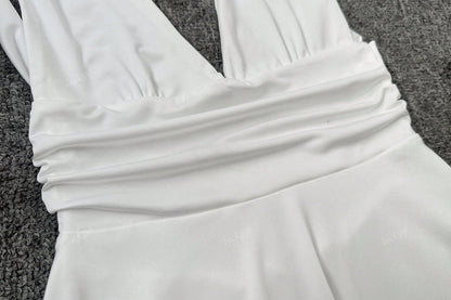 Kleid Minikleid Halterneck Figurbetont feminin