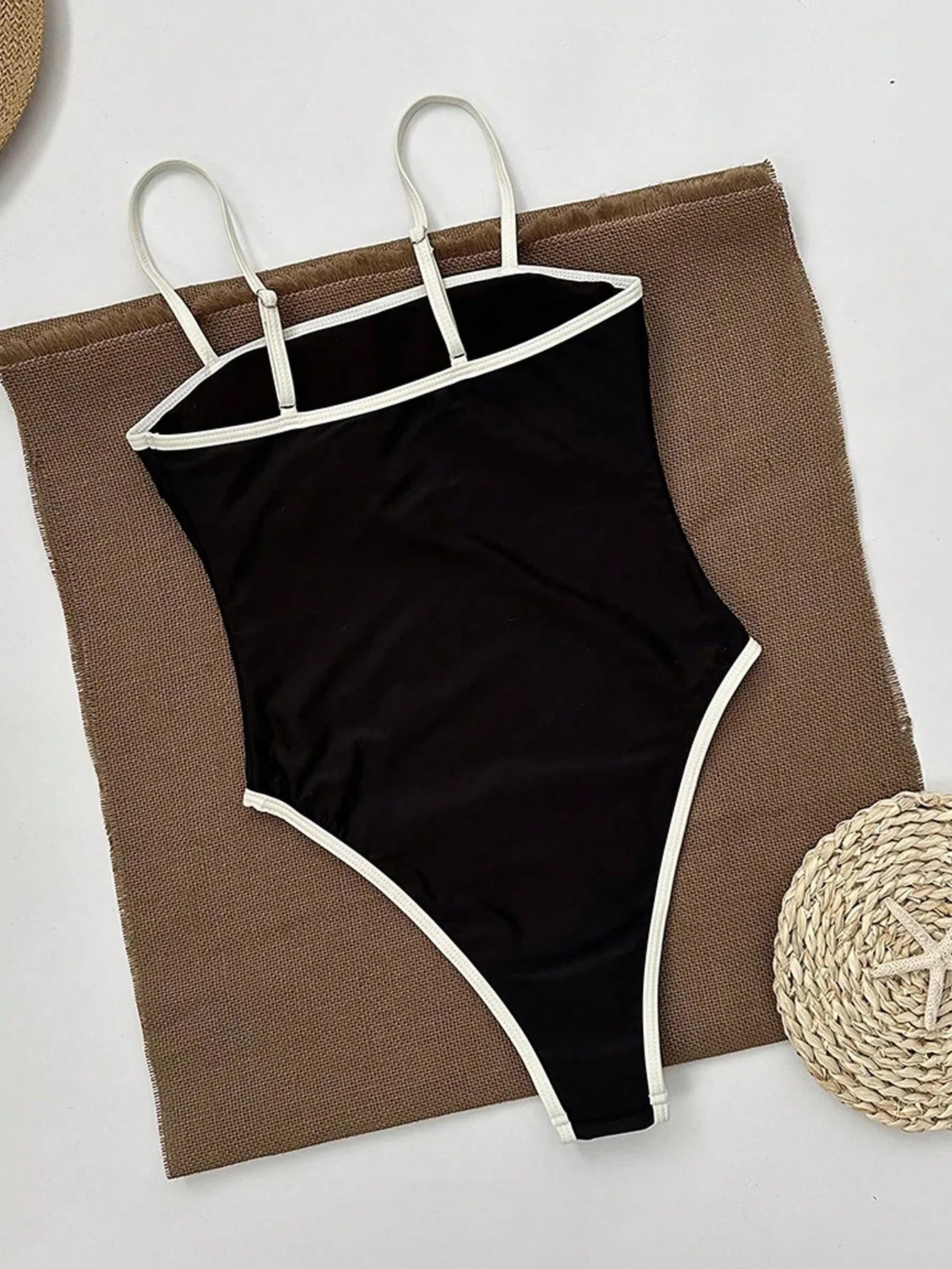 Schwarzer Damen Badeanzug Einteiler Hochbein Sportlich