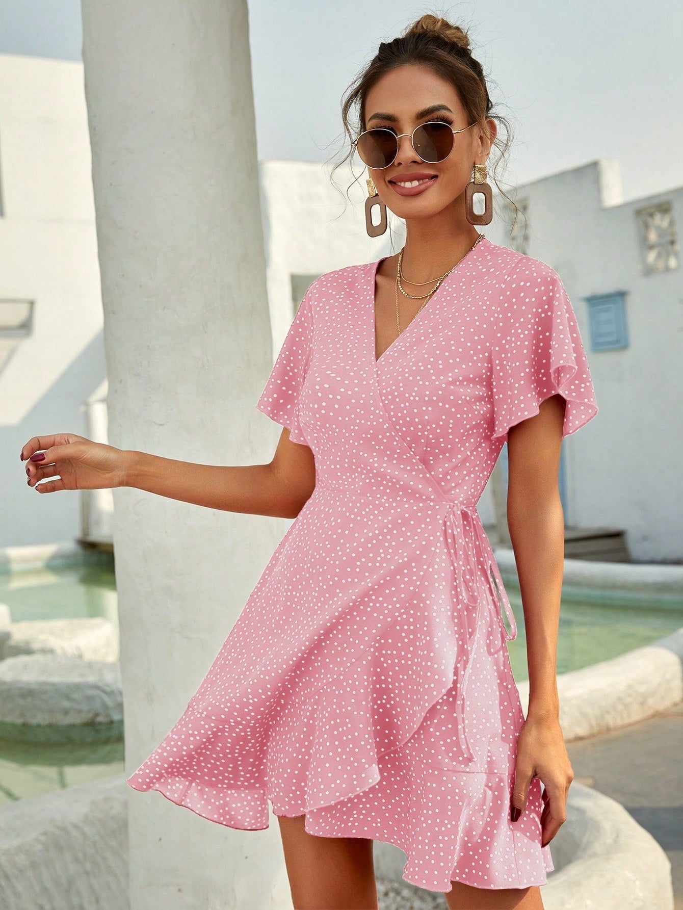 Rotes Sommerkleid mit Punkten Volants Kurz