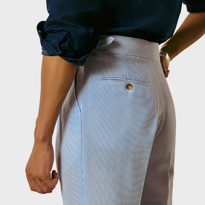Taillenhohe Nadelstreifenhose mit Gürtel Damen