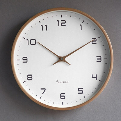 Nordische Wanduhr Massivholz Luxus Design - BerlinGlamour