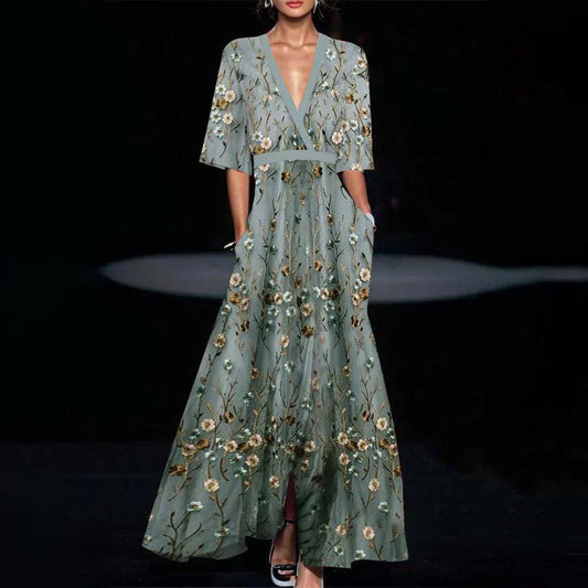 Langes Grünes Abendkleid mit Ärmeln - BerlinGlamour