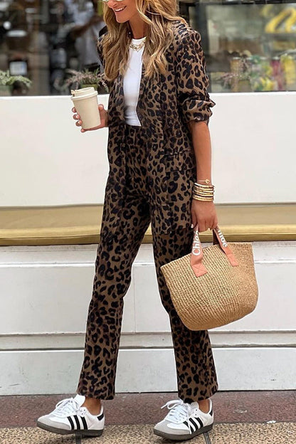Damen Outfit Set: Leopard Blazer mit passender Hose