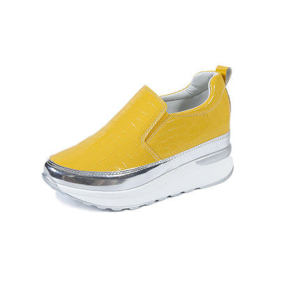 Damen Sneaker Slip-On Modern Lackleder Metallic Detail