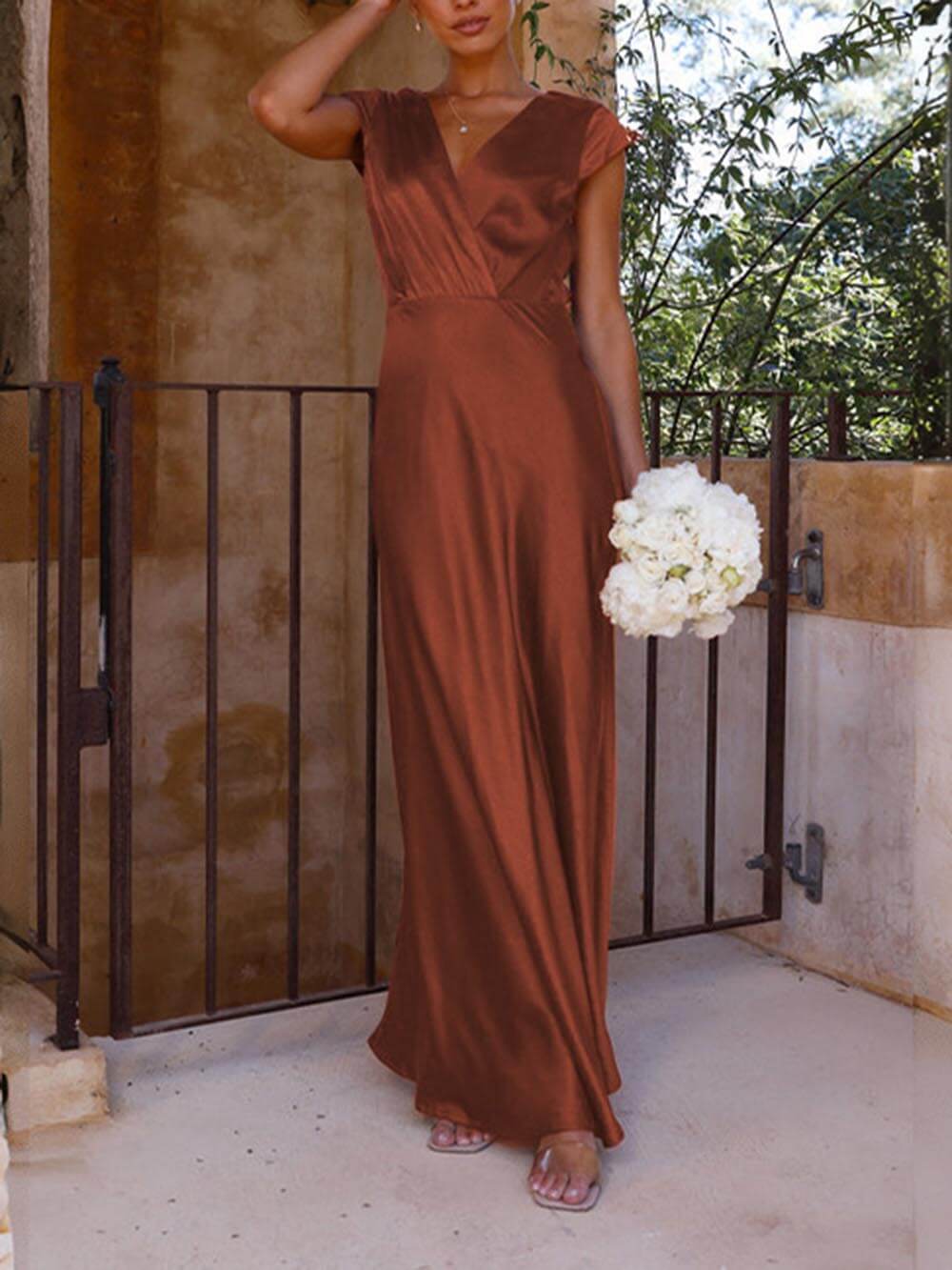 Elegantes Maxikleid Damen Satin Fishtail Ausschnitt