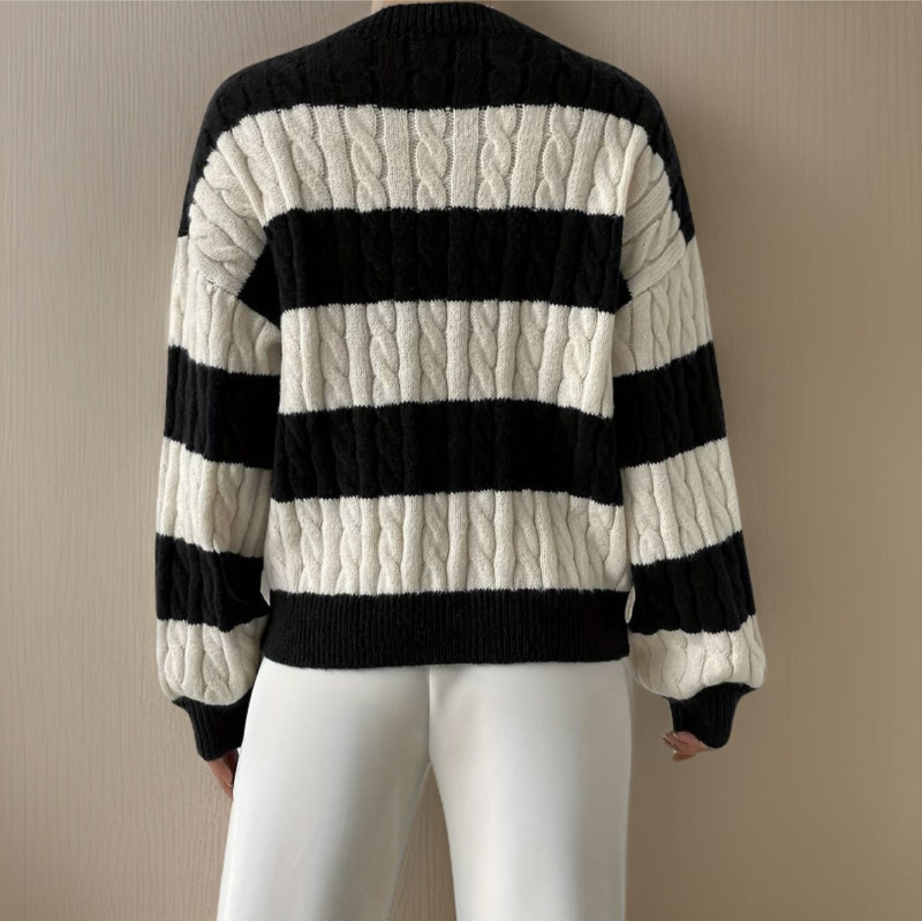 Frauen Pullover Langarm Schwarz Weiß Eleganz - BerlinGlamour