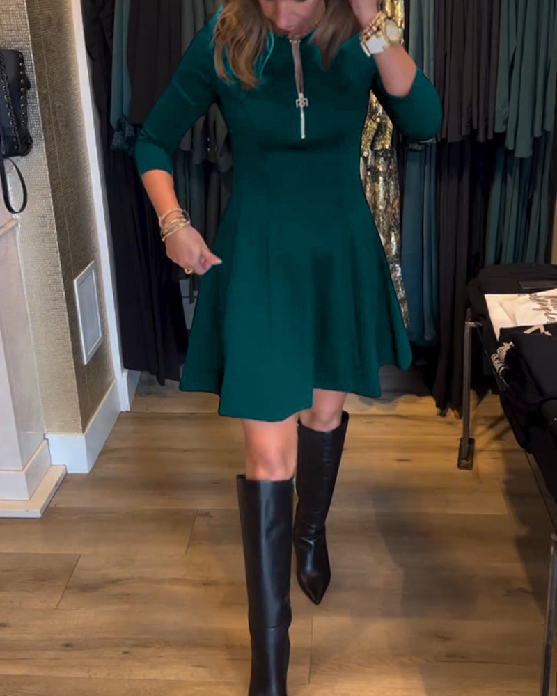 Elegantes Damenkleid mit Reißverschluss Modern