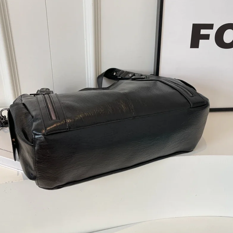 Vegane Schultertasche mit Crossbody-Option Stilvoll Braun