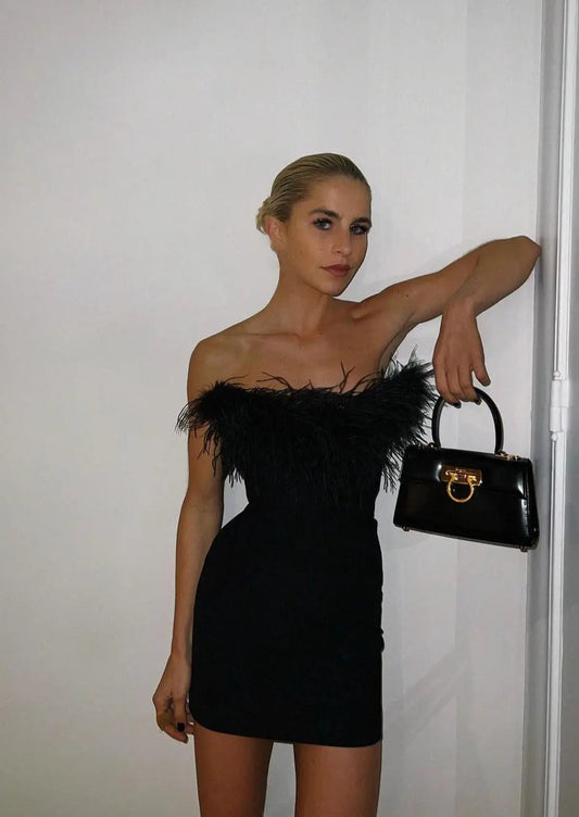 Kleid Minikleid Elegantes Frauenkleid Zeitlos - BerlinGlamour