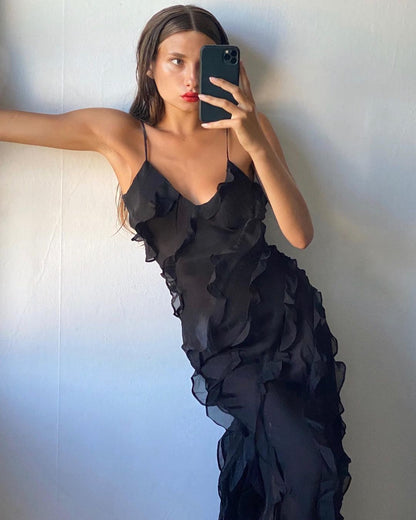 Elegantes Maxikleid mit Rüschen und Spaghettiträgern
